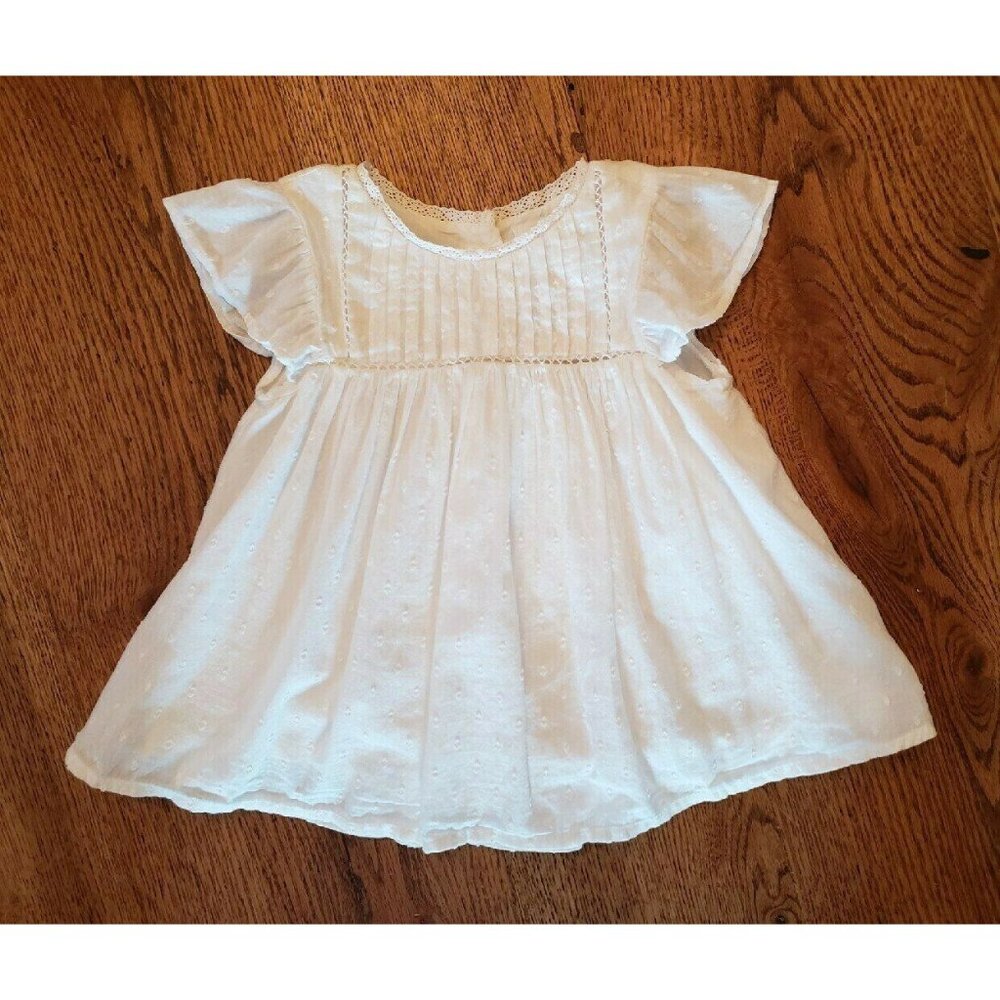 Baby Gap Flutter Sleeve Top